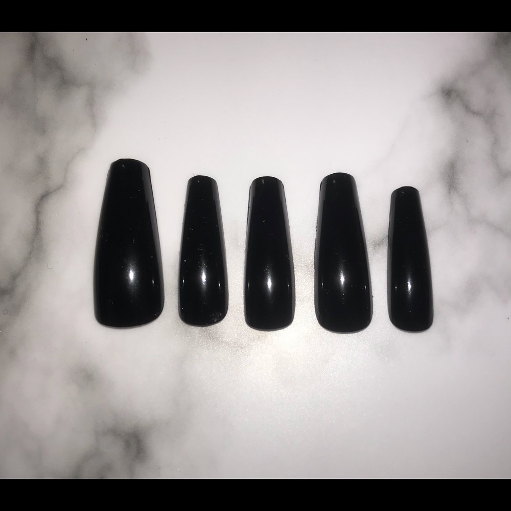 Black plain press on nails